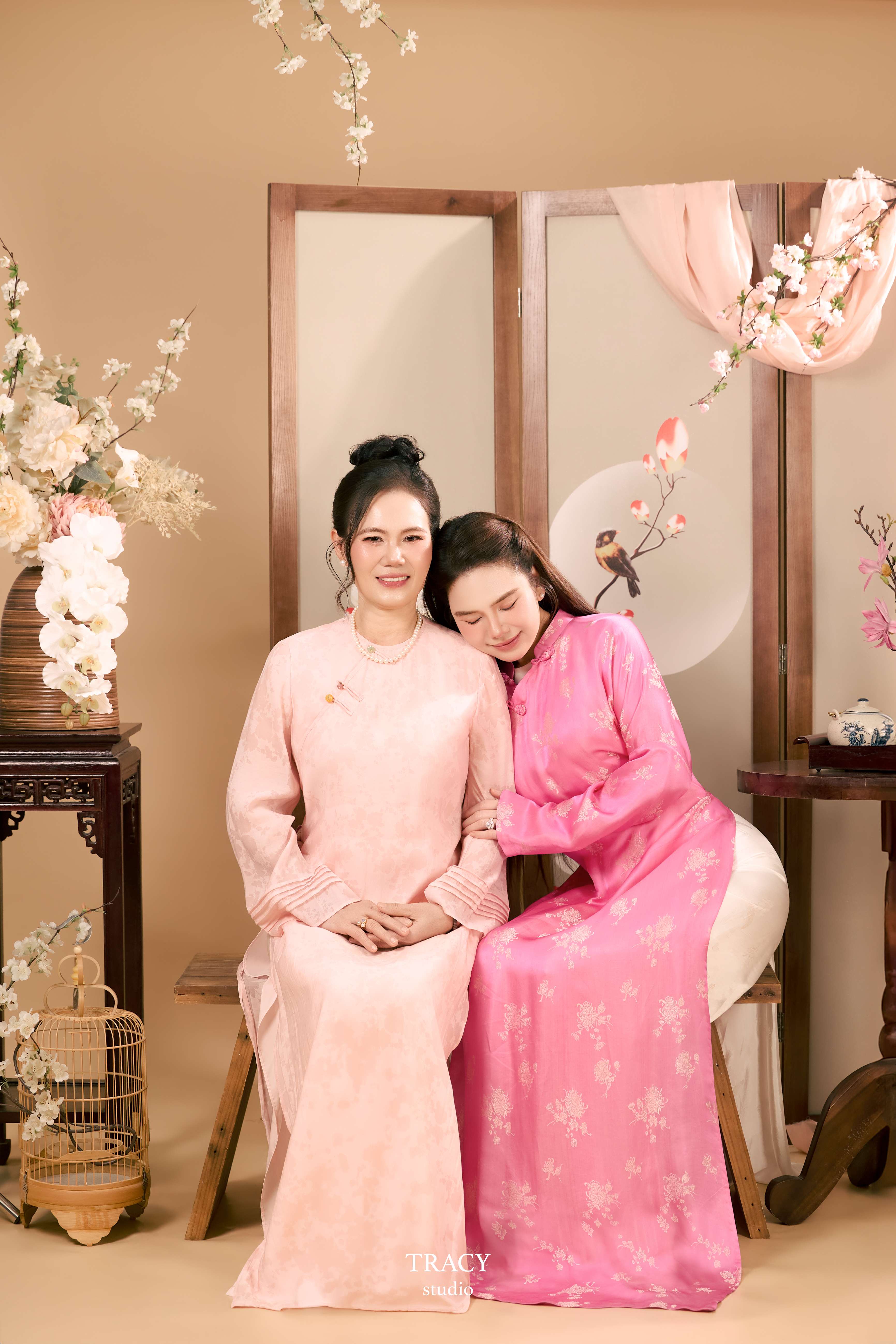 tracy studio chụp concept áo dài mẹ con